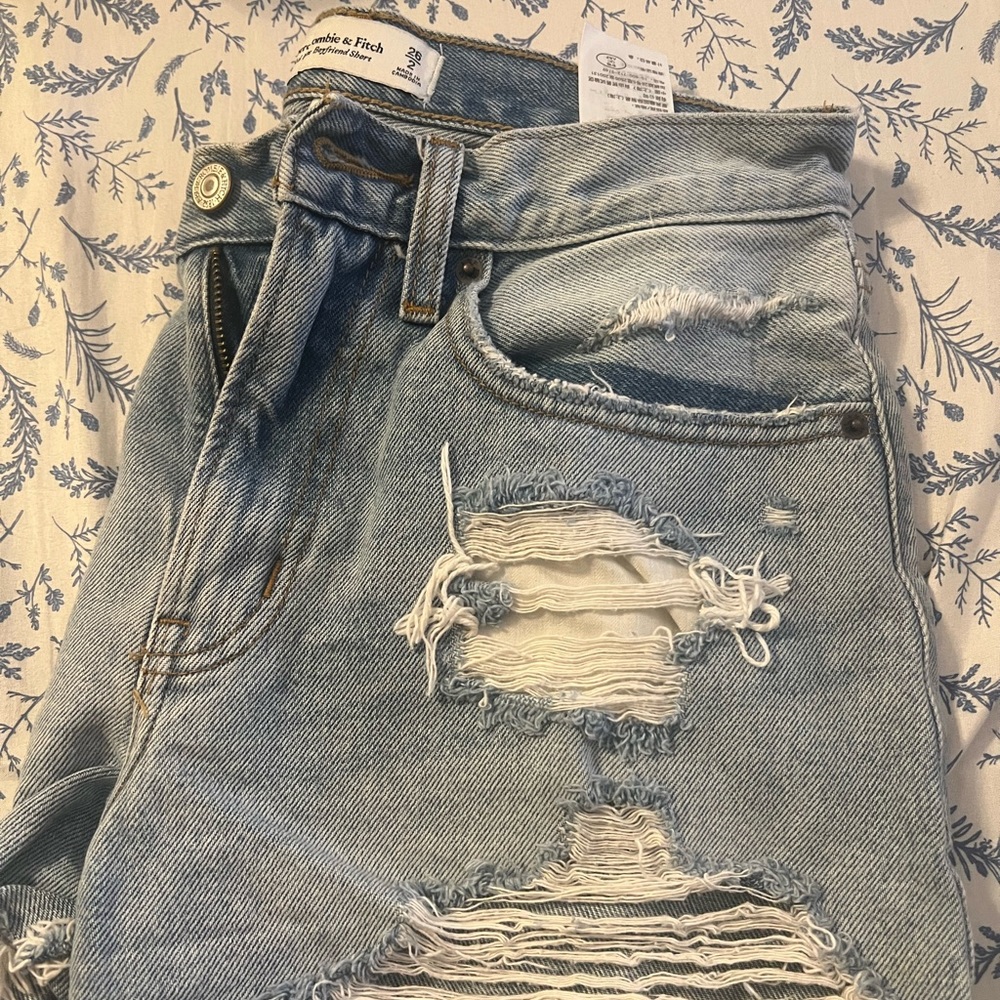 Size 2 Abercrombie Boyfriend Shorts